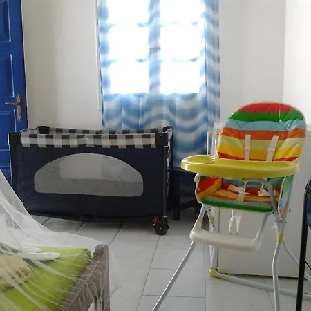 Hotel Kostas Períssa