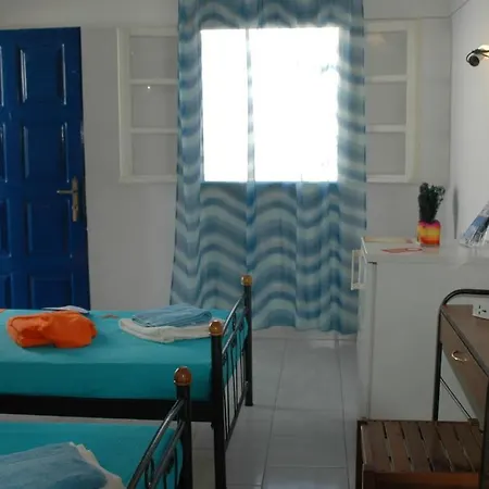 Kostas Perissa (Santorini)