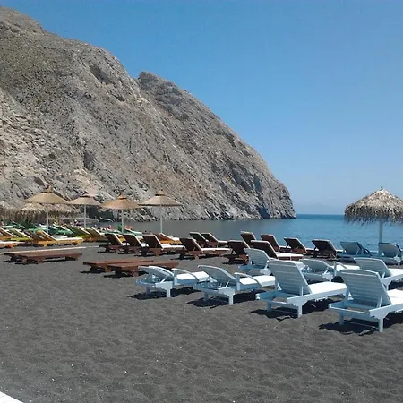 Kostas ホテル 4*