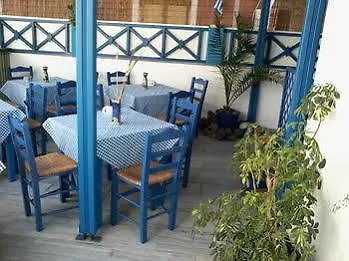 ホテル Kostas 4*