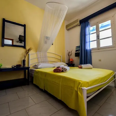 Hotel Kostas 4*
