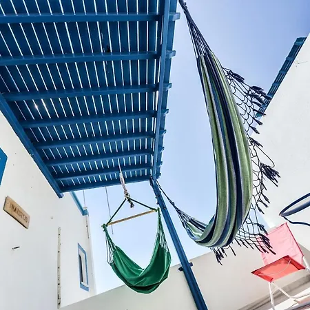 Hotel Kostas 4*